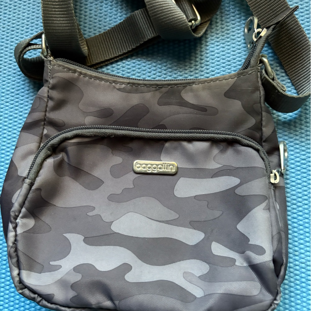 Baggalinni small gray camo